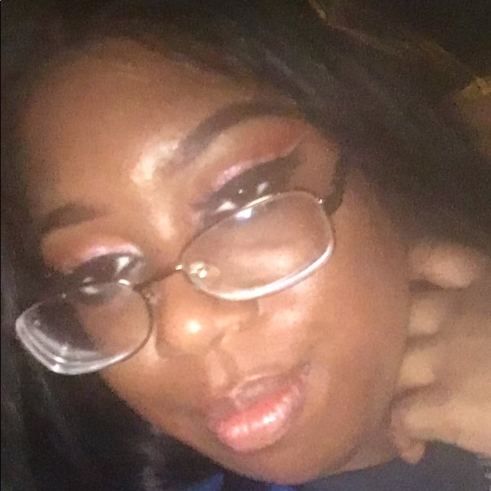 Meet your Posher, Joceline